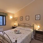 Castellare In Chianti شقة غايولي إن كيانتي