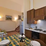 Castellare In Chianti شقة غايولي إن كيانتي