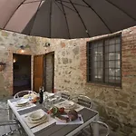 Castellare In Chianti * غايولي إن كيانتي