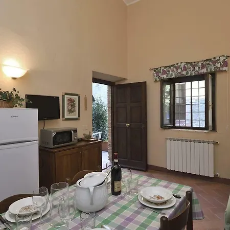Castellare In Chianti * غايولي إن كيانتي